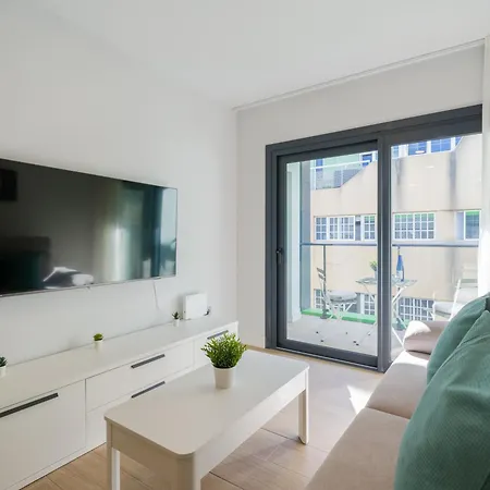 Semesterbostad Urban Square 3a5 By Canariasgetaway